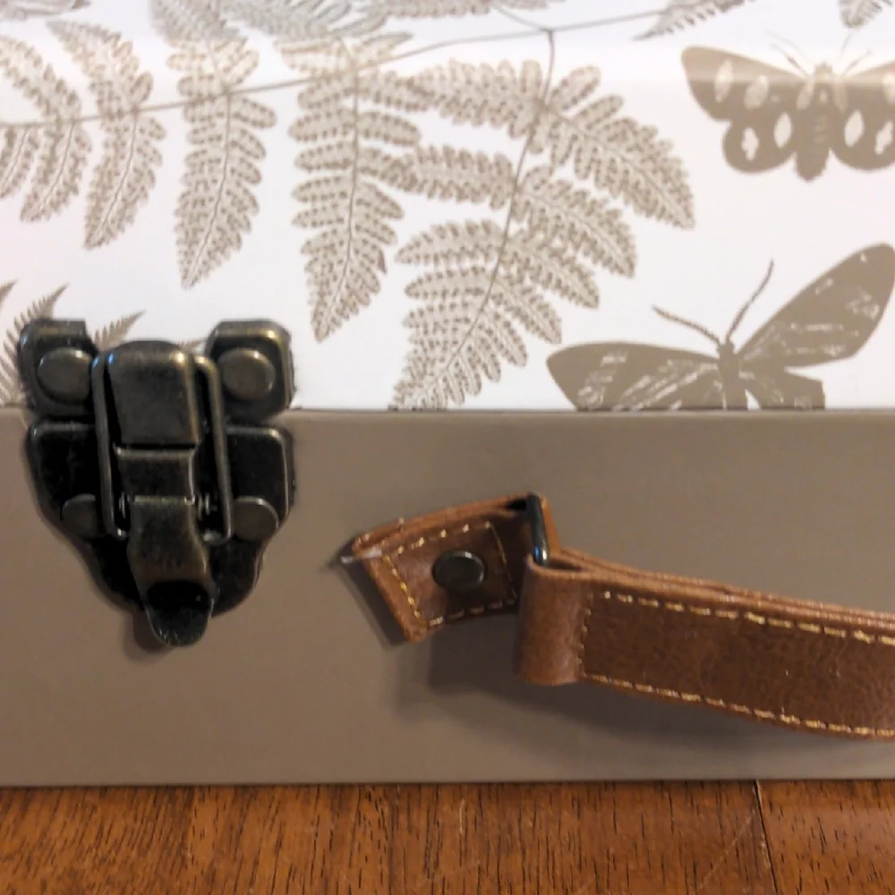 Elegant Floral Storage Box with Handle - Picture 4 of 8